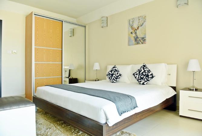 963319 - Property Image 3