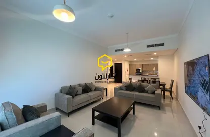 Apartment - 2 Bedrooms - 3 Bathrooms for rent in Sanabis - Manama - Capital Governorate