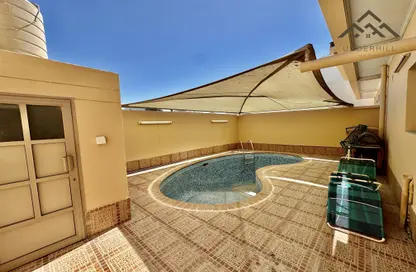 Villa - 4 Bedrooms - 5 Bathrooms for rent in Hidd - Muharraq Governorate