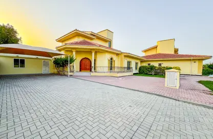 فيلا - 4 غرف نوم - 5 حمامات للايجار في الجنبية - المحافظة الشمالية