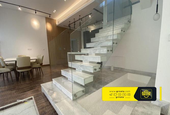 756016 - Property Image 3