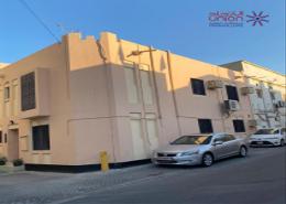 Villa - 3 bedrooms - 3 bathrooms for sale in Sanabis - Manama - Capital Governorate
