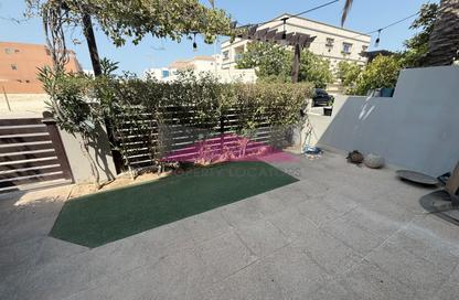 Villa - 2 Bedrooms - 3 Bathrooms for rent in Najma - Amwaj Islands - Muharraq Governorate