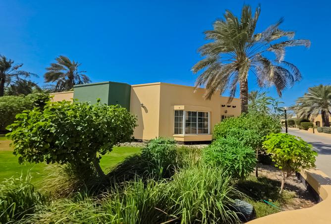 956659 - Property Image 2