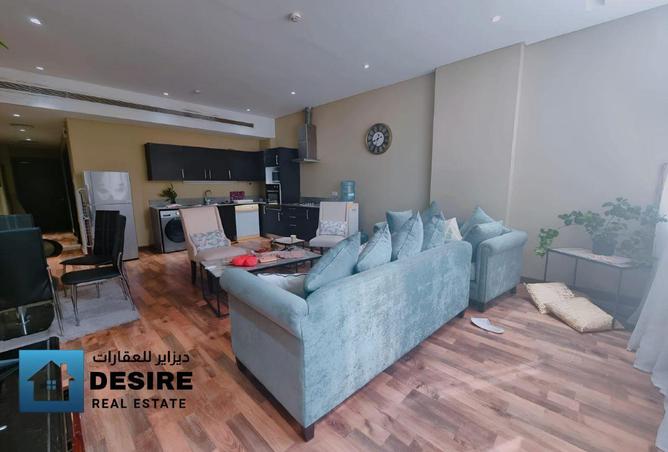 989040 - Property Image 3