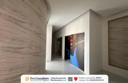 متجر - استوديو - 2 حمامات للايجار في مشروع العرين - الزلاق - المحافظة الجنوبية