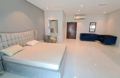 Apartment - Studio - 1 Bathroom for rent in Hidd - Muharraq Governorate