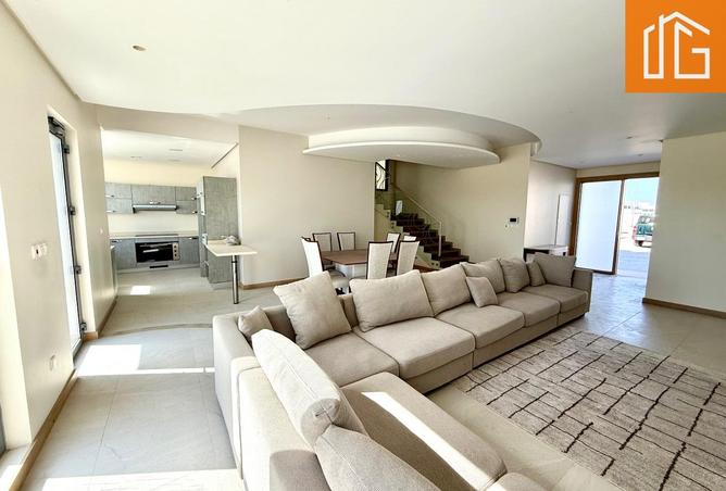 968393 - Property Image 3