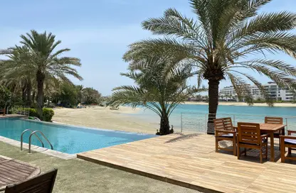 فيلا - 4 غرف نوم - 4 حمامات للايجار في أمواج مارينا - أمواج - المحرق
