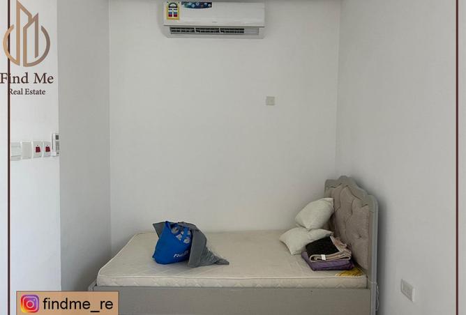 950266 - Property Image 2