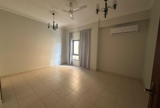986320 - Property Image 3