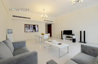 Apartment - 2 Bedrooms - 3 Bathrooms for rent in Um Al Hasam - Manama - Capital Governorate
