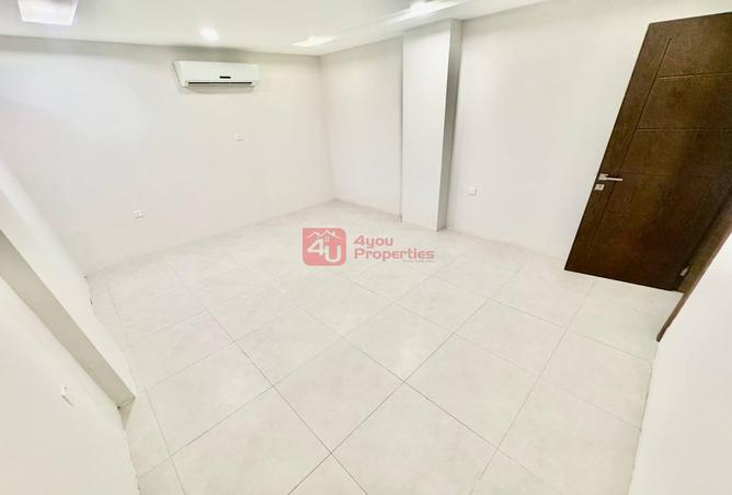 971660 - Property Image 3