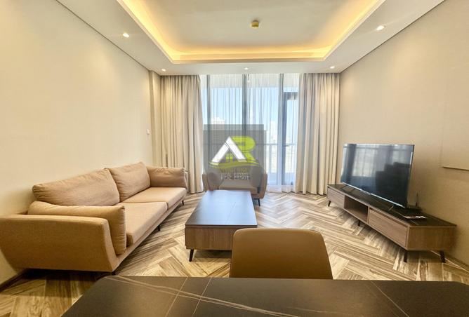 Apartment - 1 Bedroom - 2 Bathrooms for rent in Sanabis - Manama - Capital Governorate