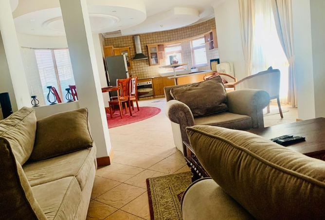 971304 - Property Image 3