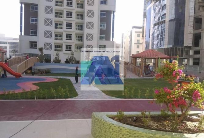 975716 - Property Main Image