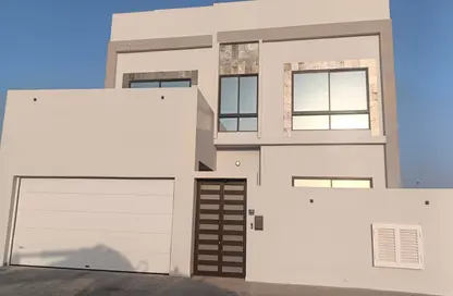 Villa - 6 Bedrooms - 7 Bathrooms for rent in Diyar Al Muharraq - Muharraq Governorate