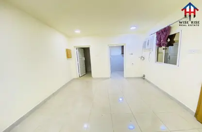 Apartment - Studio - 1 Bathroom for rent in Segaya - Manama - Capital Governorate