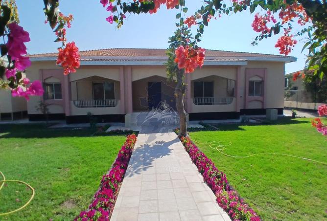 982578 - Property Main Image