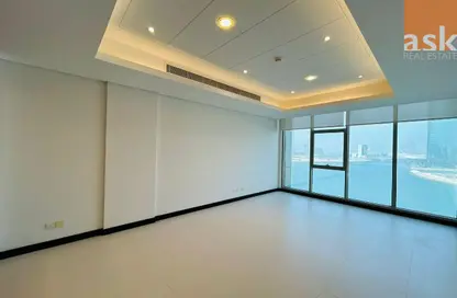 Apartment - 2 Bedrooms - 3 Bathrooms for rent in Reef Island - Capital Governorate