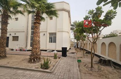 Villa - 4 Bedrooms - 5 Bathrooms for rent in Adliya - Manama - Capital Governorate