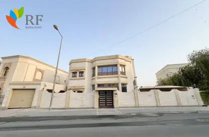 Villa - 4 Bedrooms - 5 Bathrooms for sale in Bu Ghazal - Manama - Capital Governorate