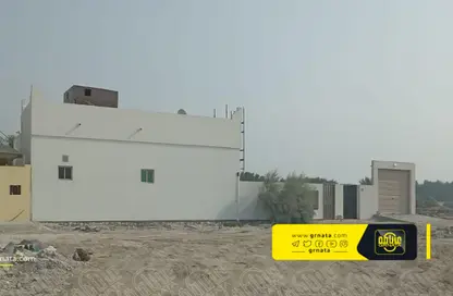 Outdoor Building image for: Warehouse - Studio - 2 Bathrooms for sale in Sadad - Northern Governorate, Image 1