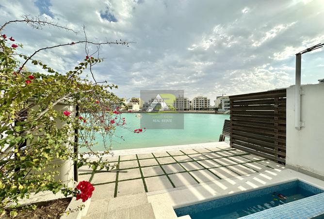 Villa - 5 Bedrooms - 6 Bathrooms for rent in Amwaj Avenue - Amwaj Islands - Muharraq Governorate