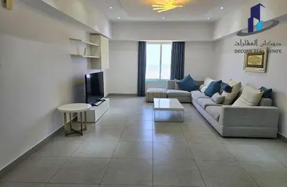 Apartment - 2 Bedrooms - 2 Bathrooms for rent in Al Juffair - Capital Governorate