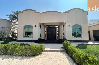 Villa - 3 Bedrooms - 4 Bathrooms for rent in Janabiya - Northern Governorate