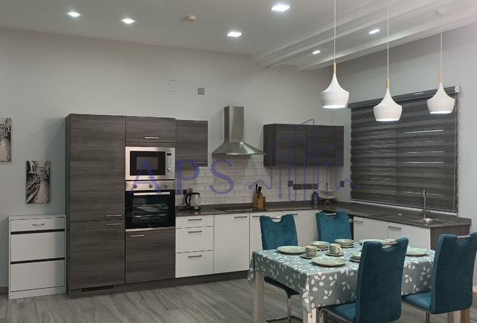 927081 - Property Image 3
