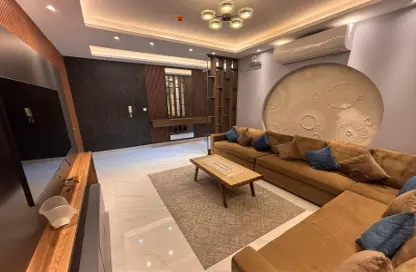 Apartment - 3 Bedrooms - 4 Bathrooms for rent in Busaiteen - Muharraq Governorate