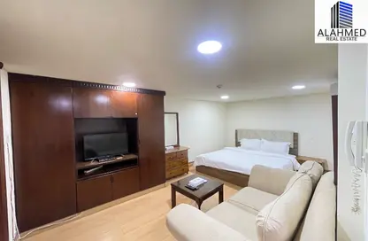 Apartment - Studio - 1 Bathroom for rent in Al Juffair - Capital Governorate
