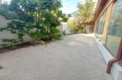 Terrace image for: Villa - Studio - 6 Bathrooms for rent in Adliya - Manama - Capital Governorate, Image 1