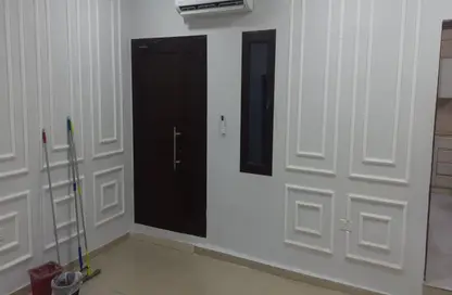 Villa - 3 Bedrooms - 2 Bathrooms for rent in Isa Town - Central Governorate