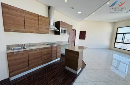 Apartment - 3 Bedrooms - 2 Bathrooms for rent in Saraya 2 - Bu Quwah - Northern Governorate