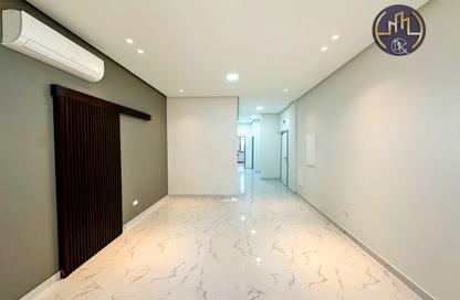 Apartment - 3 Bedrooms - 2 Bathrooms for rent in Shakhura - Northern Governorate