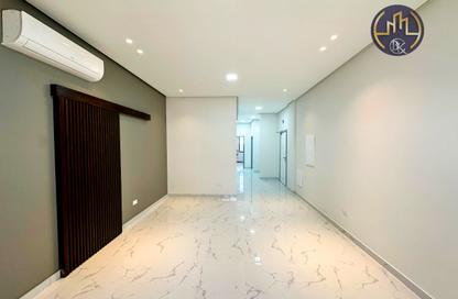Apartment - 3 Bedrooms - 2 Bathrooms for rent in Saar - Northern Governorate