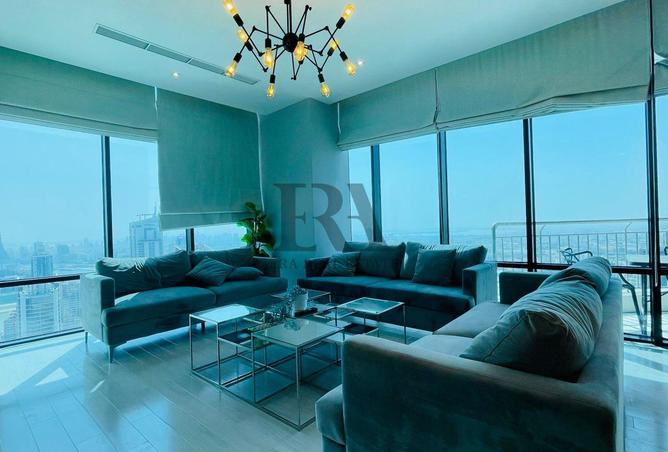 988957 - Property Image 2