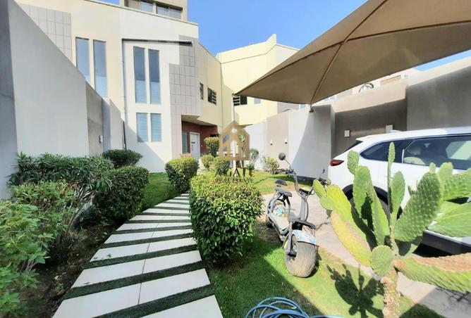 969255 - Property Main Image