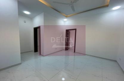 Apartment - 2 Bedrooms - 2 Bathrooms for rent in Hidd - Muharraq Governorate