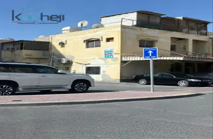 Villa - 6 Bedrooms - 3 Bathrooms for sale in Muharraq - Muharraq Governorate