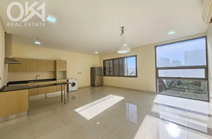 شقة - 2 غرف نوم - 2 حمامات للايجار في العدلية - المنامة - محافظة العاصمة