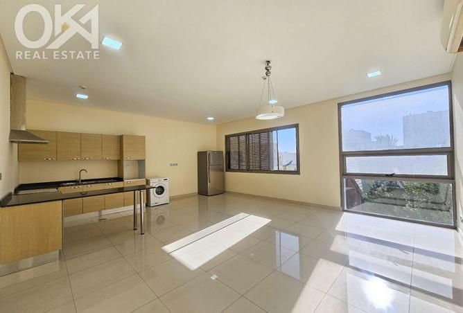 984563 - Property Image 2