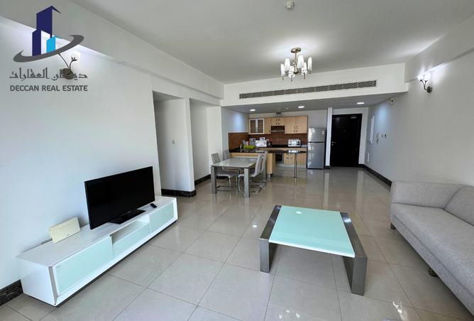 Apartment - 2 Bedrooms - 2 Bathrooms for rent in Al Juffair - Capital Governorate