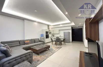 Apartment - 1 Bedroom - 1 Bathroom for sale in Al Juffair - Capital Governorate