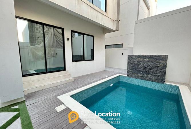 960232 - Property Image 3