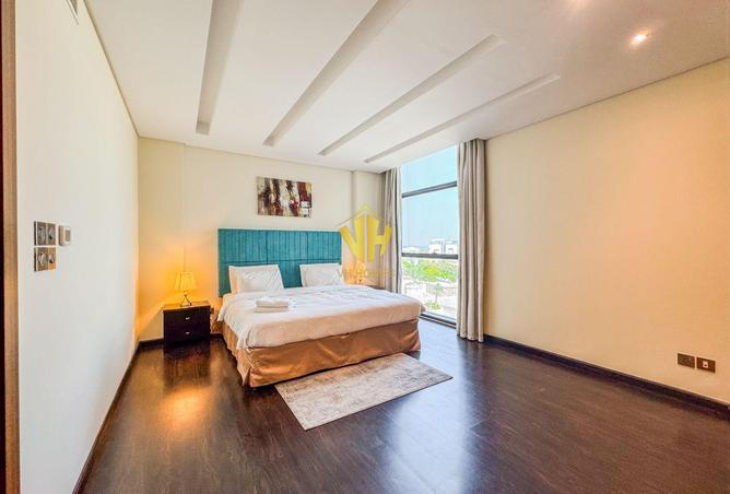 975894 - Property Image 2