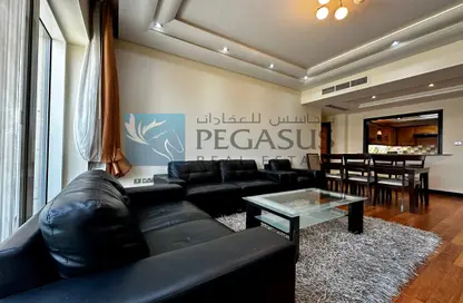 Apartment - 2 Bedrooms - 2 Bathrooms for rent in Abraj Al Lulu - Manama - Capital Governorate