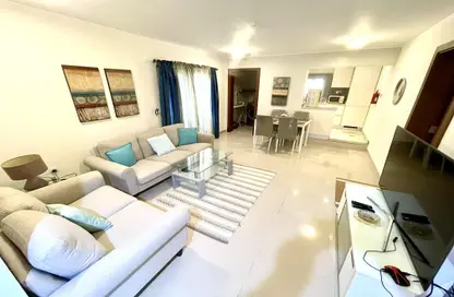 Apartment - 1 Bedroom - 2 Bathrooms for rent in Busaiteen - Muharraq Governorate